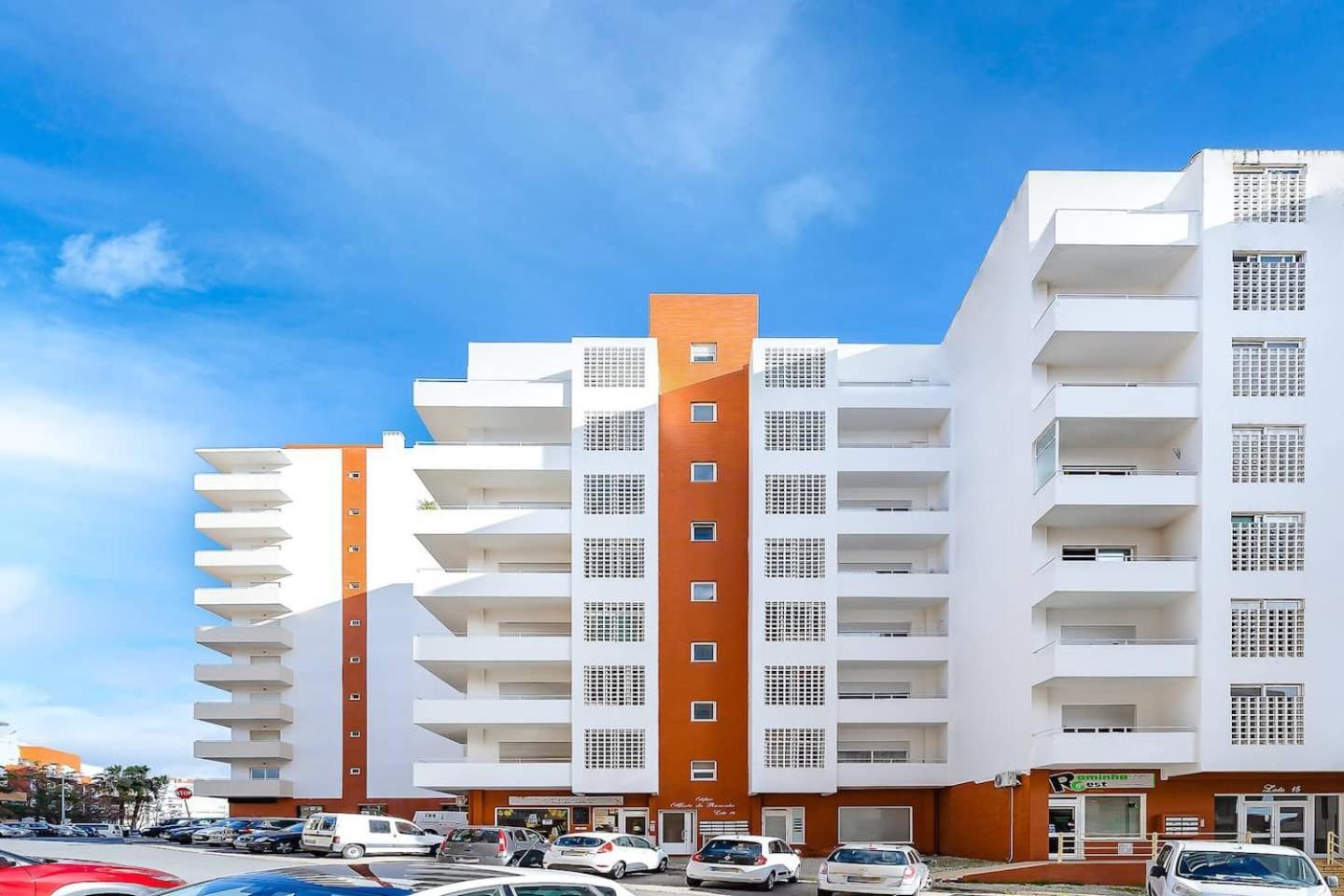 Spacious&Bright2Bedroom Apt Near Beaches,Sleeps 6 Portimao Exterior photo